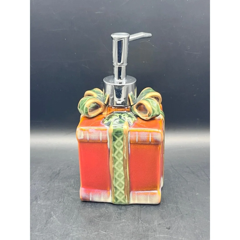 Ceramic Christmas Gift Soap Dispenser Bow Kitchen Bathroom Decor Metal Pump 6.5